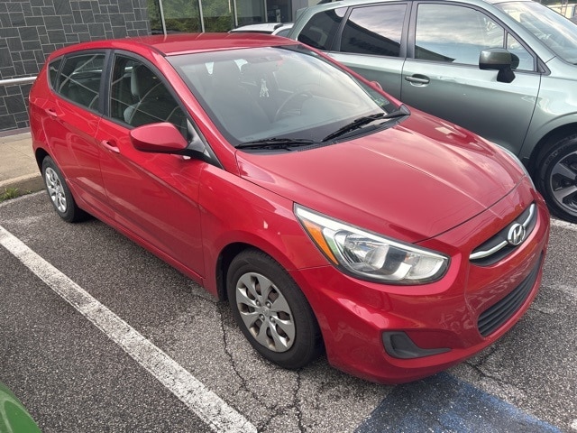 Thumbnail: 2015 Hyundai Accent - 3