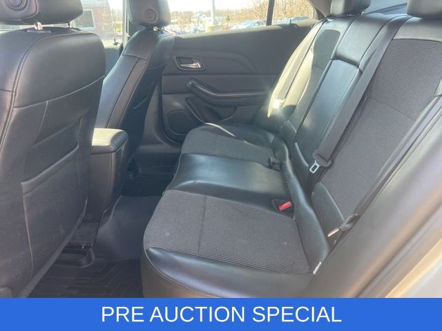 Thumbnail: 2015 Chevrolet Malibu - 12