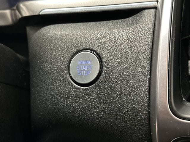 Thumbnail: 2023 Kia Sorento - 10