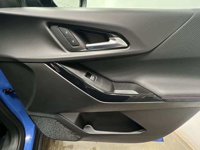 Thumbnail: 2025 Chevrolet Equinox - 25