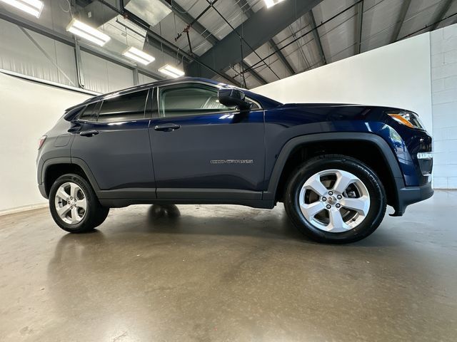 Thumbnail: 2018 Jeep Compass - 3