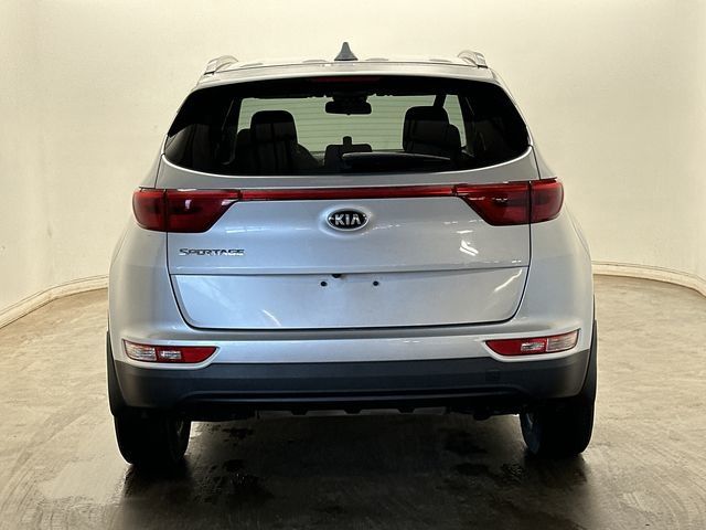 Thumbnail: 2018 Kia Sportage - 4