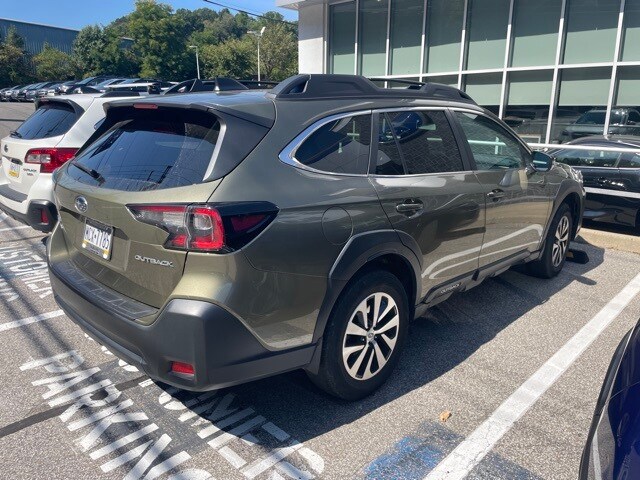 2023 Subaru Outback Premium photo 2