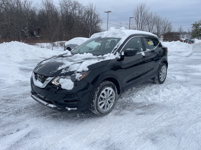2020 Nissan Rogue Sport S -
                  Moon Township, PA