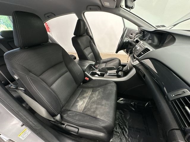 2014 Honda Accord Sport 19