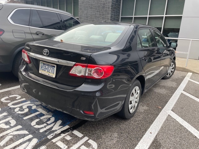 Thumbnail: 2011 Toyota Corolla - 4