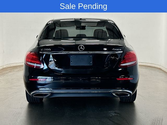 Thumbnail: 2017 Mercedes-Benz E-Class - 4