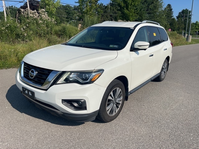 2017 Nissan Pathfinder SL -
                  Moon Township, PA