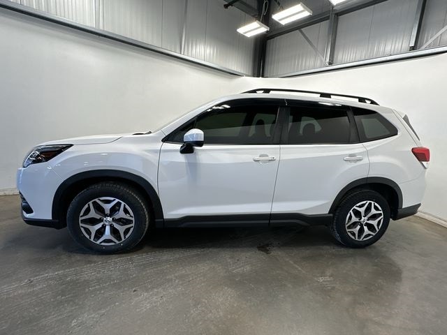 Thumbnail: 2022 Subaru Forester - 2
