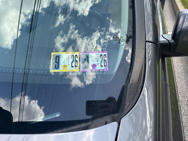 Thumbnail: 2015 Honda Pilot - 2