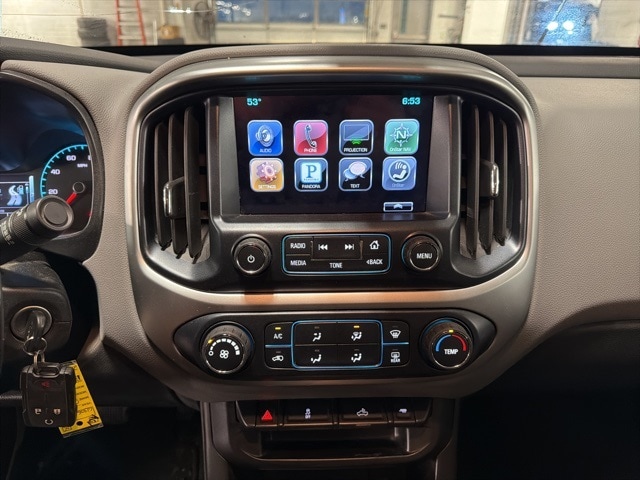 Thumbnail: 2016 Chevrolet Colorado - 19