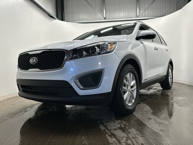 Thumbnail: 2017 Kia Sorento - 28