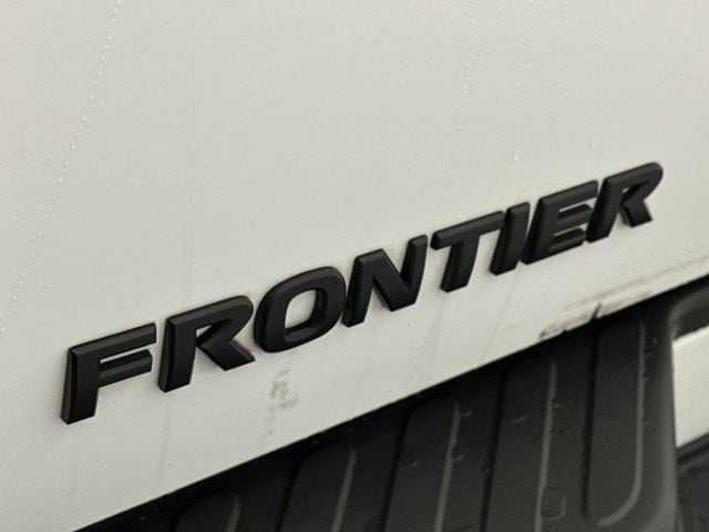 Thumbnail: 2021 Nissan Frontier - 25