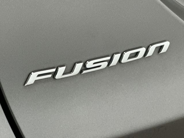 Thumbnail: 2014 Ford Fusion - 24