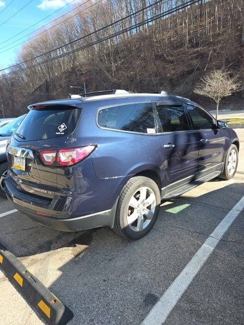 Thumbnail: 2016 Chevrolet Traverse - 4