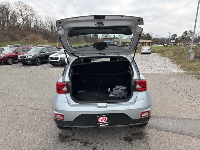 Thumbnail: 2022 Hyundai Venue - 11