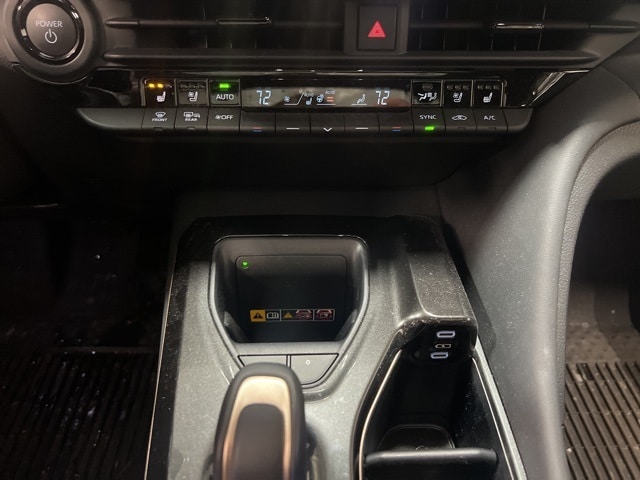 Thumbnail: 2025 Toyota Crown Signia - 22