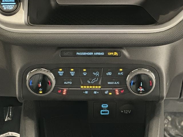 Thumbnail: 2022 Ford Bronco Sport - 15