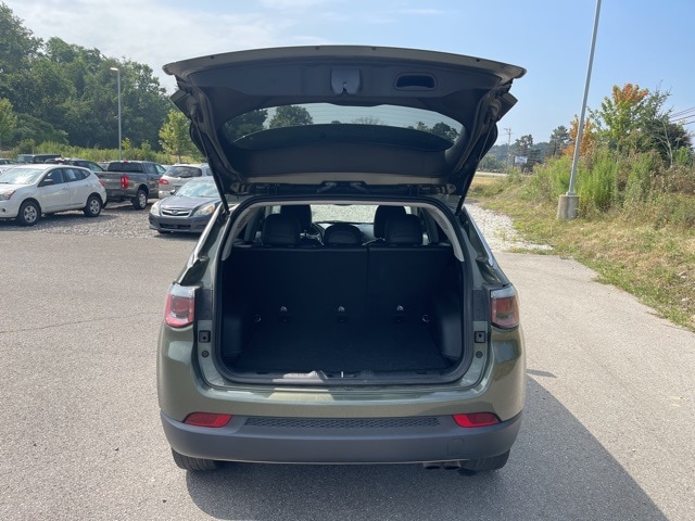 Thumbnail: 2019 Jeep Compass - 8