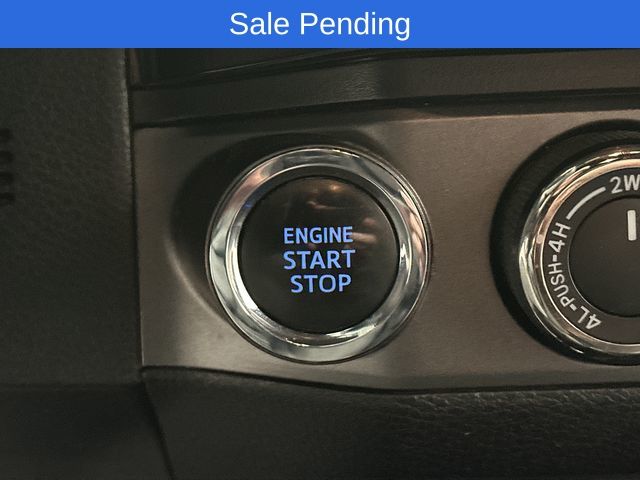 Thumbnail: 2018 Toyota Tacoma - 10