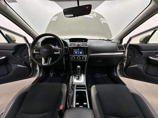 Thumbnail: 2017 Subaru Crosstrek - 18