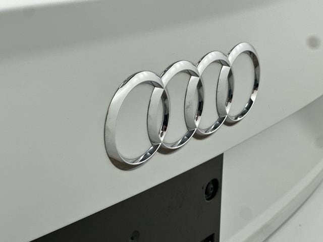 Thumbnail: 2017 Audi Q7 - 30