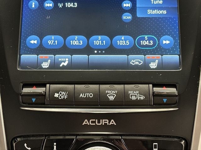 Thumbnail: 2018 Acura TLX - 14