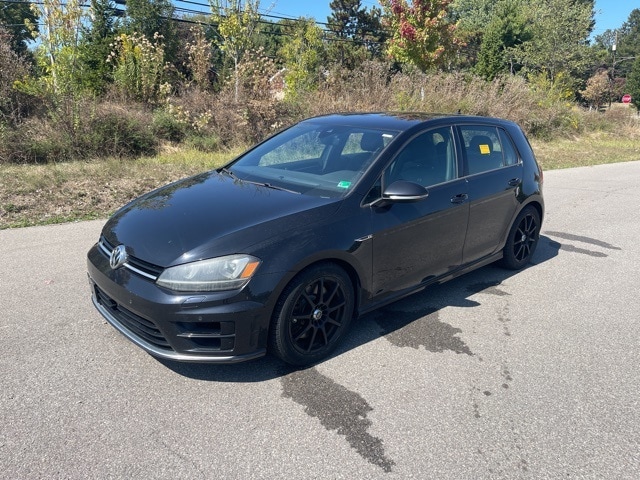 Thumbnail: 2017 Volkswagen Golf - 1