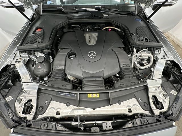 Thumbnail: 2018 Mercedes-Benz E-Class - 28