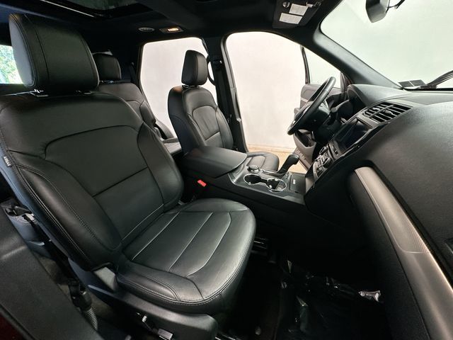 Thumbnail: 2018 Ford Explorer - 23