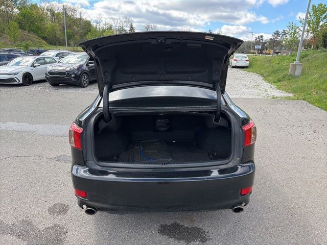 Thumbnail: 2012 Lexus IS - 11