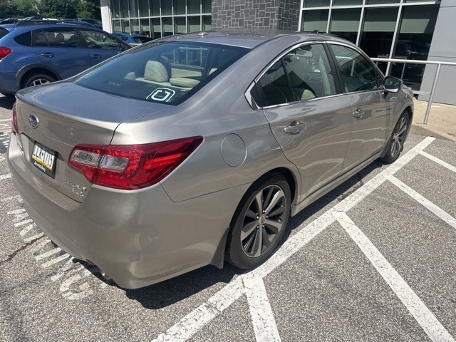 Thumbnail: 2015 Subaru Legacy - 4