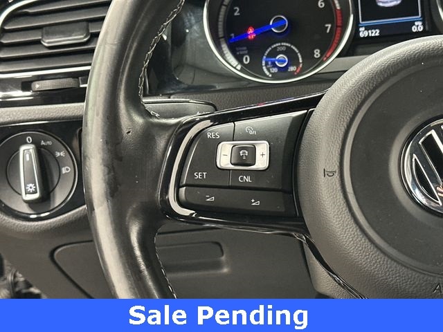 Thumbnail: 2017 Volkswagen Golf - 8