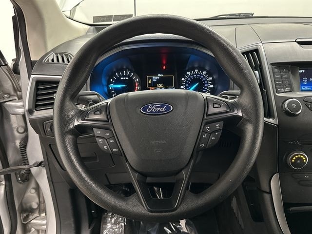 Thumbnail: 2016 Ford Edge - 7