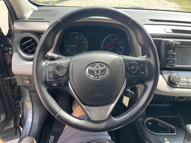 Thumbnail: 2017 Toyota RAV4 - 13