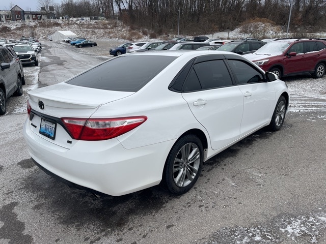 Thumbnail: 2016 Toyota Camry - 8