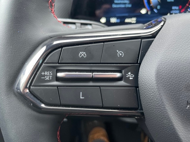 Thumbnail: 2025 Chevrolet Equinox - 16