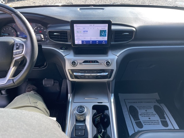 Thumbnail: 2021 Ford Explorer - 21