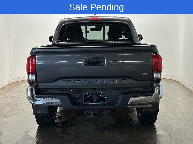 Thumbnail: 2018 Toyota Tacoma - 4