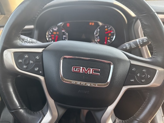 2019 GMC Acadia Denali 8