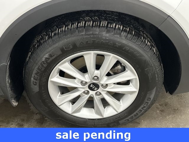 Thumbnail: 2019 Kia Sorento - 5