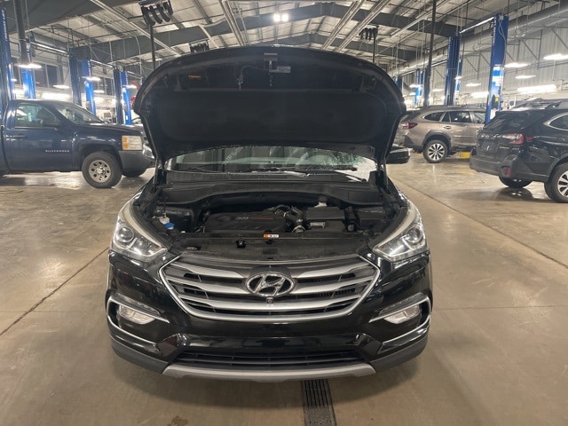 Thumbnail: 2018 Hyundai Santa Fe - 3