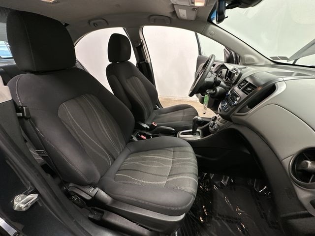 Thumbnail: 2013 Chevrolet Sonic - 18