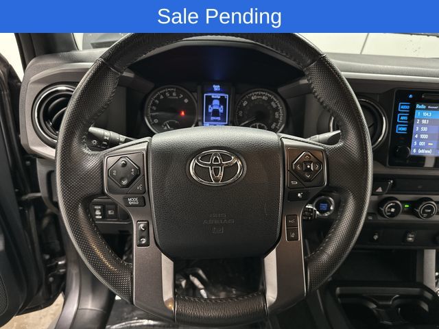 Thumbnail: 2018 Toyota Tacoma - 7