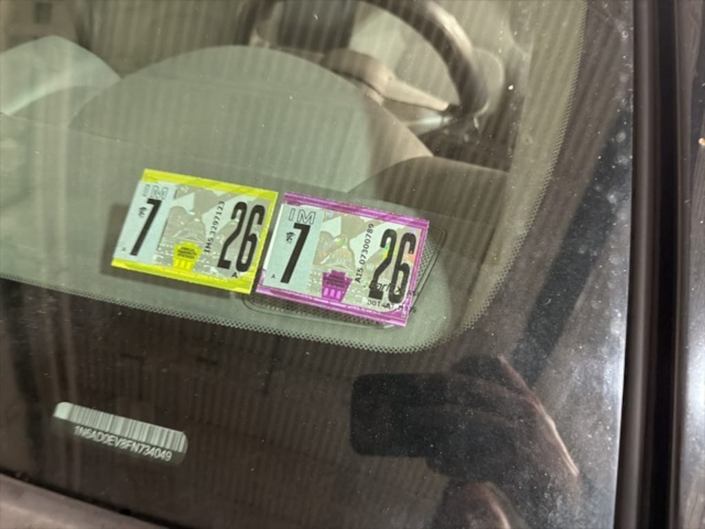 Used 2015 Nissan Frontier SV Truck Crew Cab