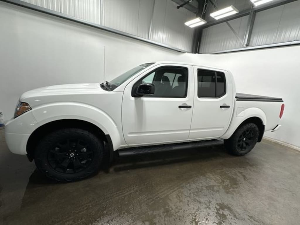 Used 2021 Nissan Frontier SV Truck Crew Cab