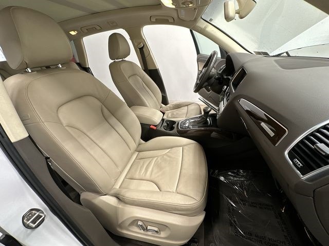 Thumbnail: 2016 Audi Q5 - 22