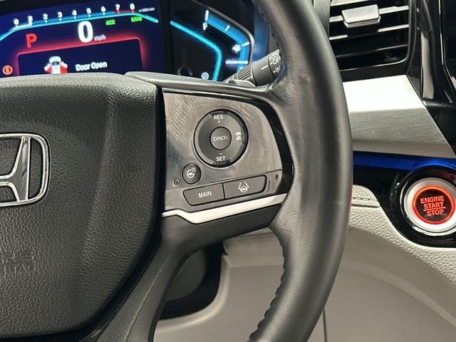 Thumbnail: 2018 Honda Odyssey - 10