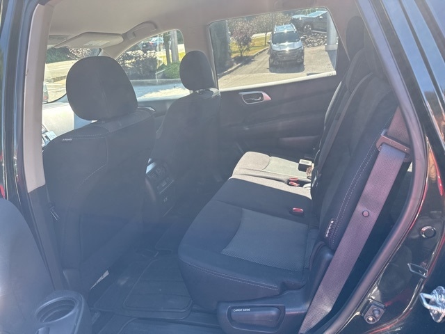 Thumbnail: 2019 Nissan Pathfinder - 11