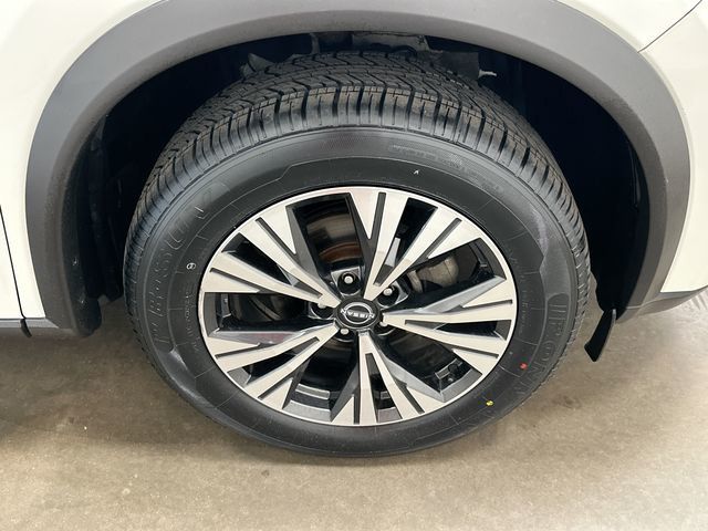 Thumbnail: 2023 Nissan Rogue - 5